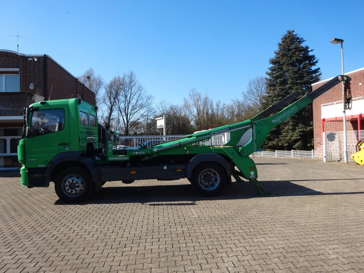 Mercedes-Benz 1530 Atego Gergen Absetzkipper 4x2 - Truk jungkit: gambar 3 Mercedes-Benz 1530 Atego Gergen Absetzkipper 4x2 - Truk jungkit: gambar 3
