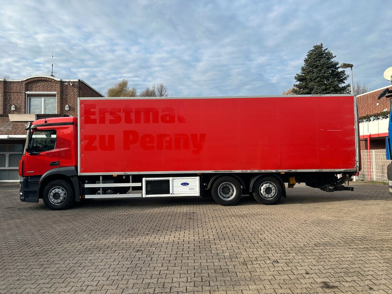 Mercedes-Benz 2636 Antos Kühlkoffer +BÄR LBW 3x im Bestand - Truk berpendingin: gambar 3 Mercedes-Benz 2636 Antos Kühlkoffer +BÄR LBW 3x im Bestand - Truk berpendingin: gambar 3