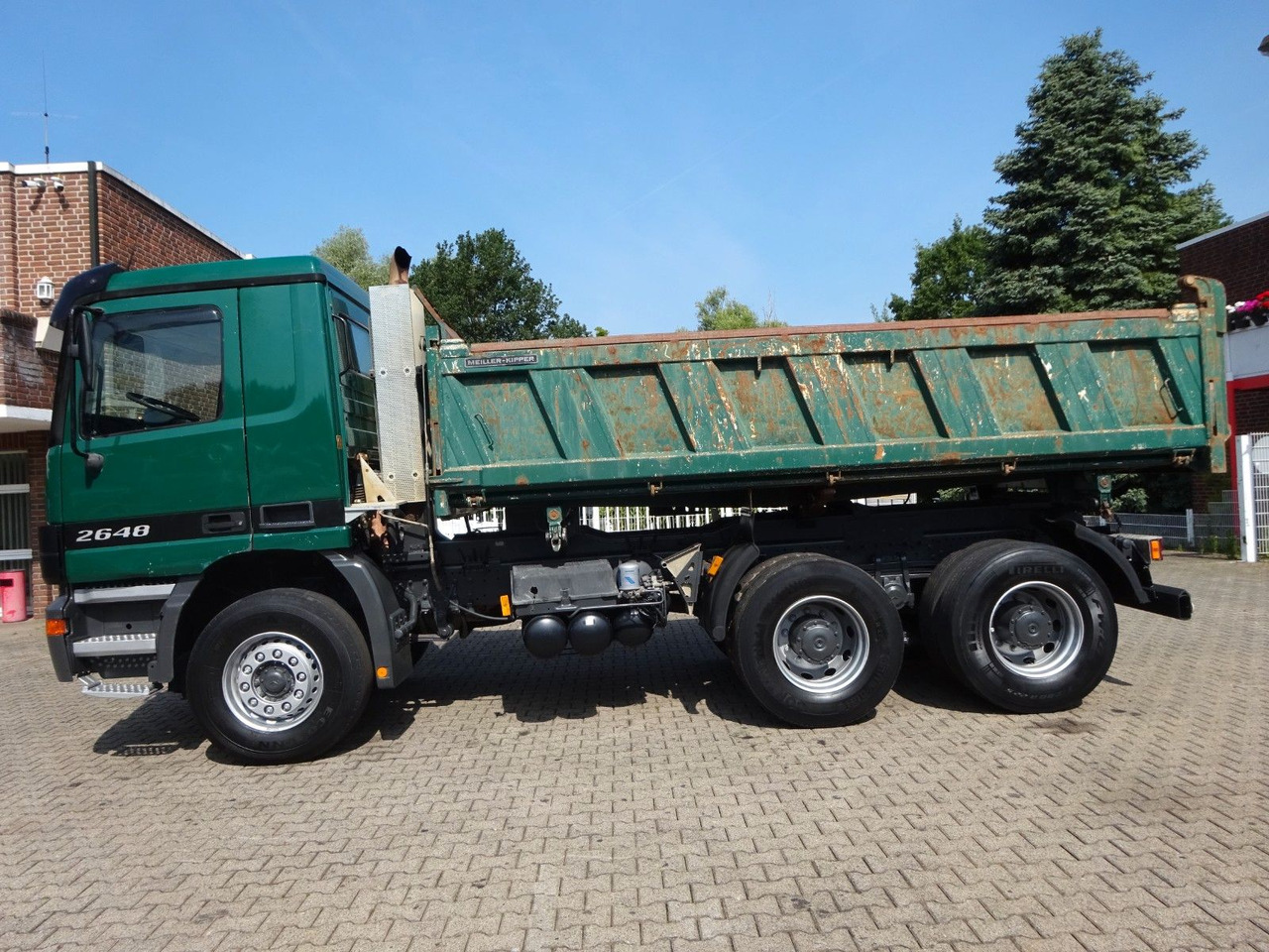Mercedes-Benz 2648 Actros MEILLER 3SKipper 6x4 - Truk jungkit: gambar 5 Mercedes-Benz 2648 Actros MEILLER 3SKipper 6x4 - Truk jungkit: gambar 5