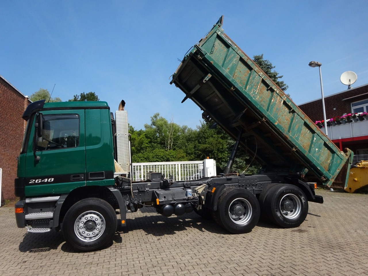 Mercedes-Benz 2648 Actros MEILLER 3SKipper 6x4 - Truk jungkit: gambar 4 Mercedes-Benz 2648 Actros MEILLER 3SKipper 6x4 - Truk jungkit: gambar 4