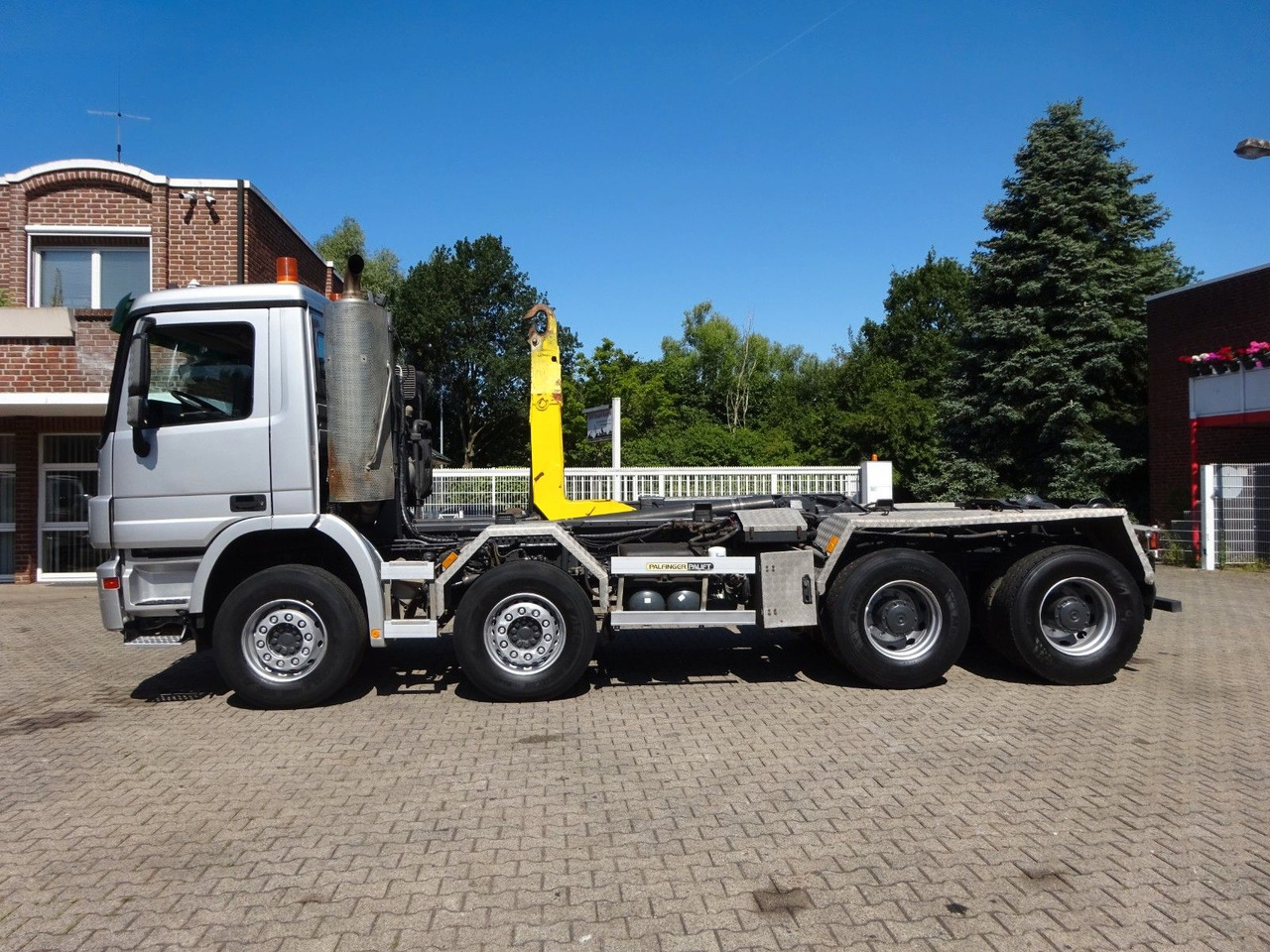 Mercedes-Benz 3244 Actros PALFINGER Abroller 8x4 - Hook lift: gambar 3 Mercedes-Benz 3244 Actros PALFINGER Abroller 8x4 - Hook lift: gambar 3