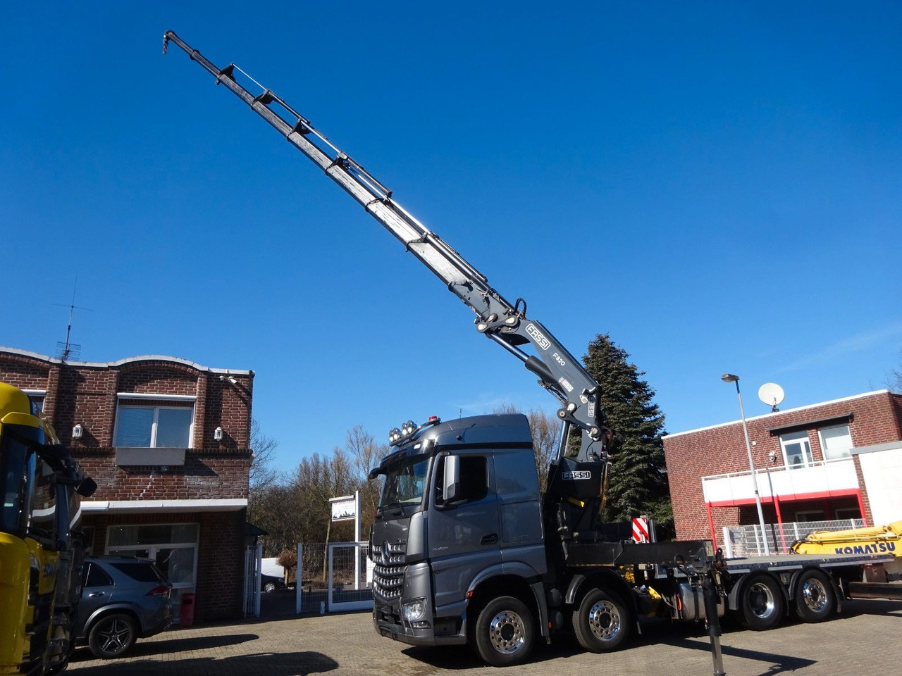 Mercedes-Benz 3453 Plattform + Fassi F820 Kran 8x2 Mercedes-Benz 3453 FASSI F820 Kran 8x Hydr. Ausschub - Truk derek, Truk flatbed: gambar 5 Mercedes-Benz 3453 Plattform + Fassi F820 Kran 8x2 Mercedes-Benz 3453 FASSI F820 Kran 8x Hydr. Ausschub - Truk derek, Truk flatbed: gambar 5