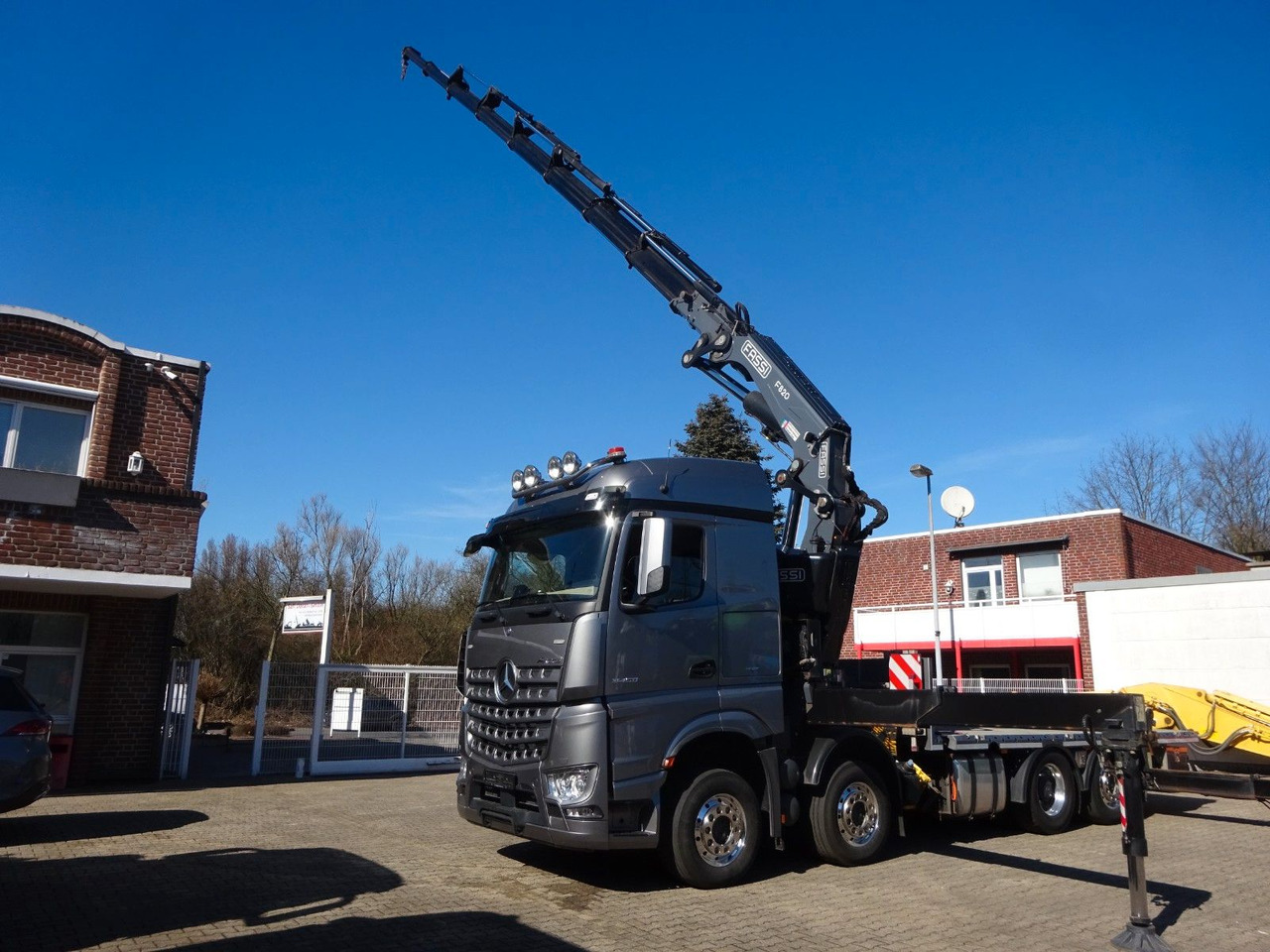 Mercedes-Benz 3453 Plattform + Fassi F820 Kran 8x2 Mercedes-Benz 3453 FASSI F820 Kran 8x Hydr. Ausschub - Truk derek, Truk flatbed: gambar 4 Mercedes-Benz 3453 Plattform + Fassi F820 Kran 8x2 Mercedes-Benz 3453 FASSI F820 Kran 8x Hydr. Ausschub - Truk derek, Truk flatbed: gambar 4