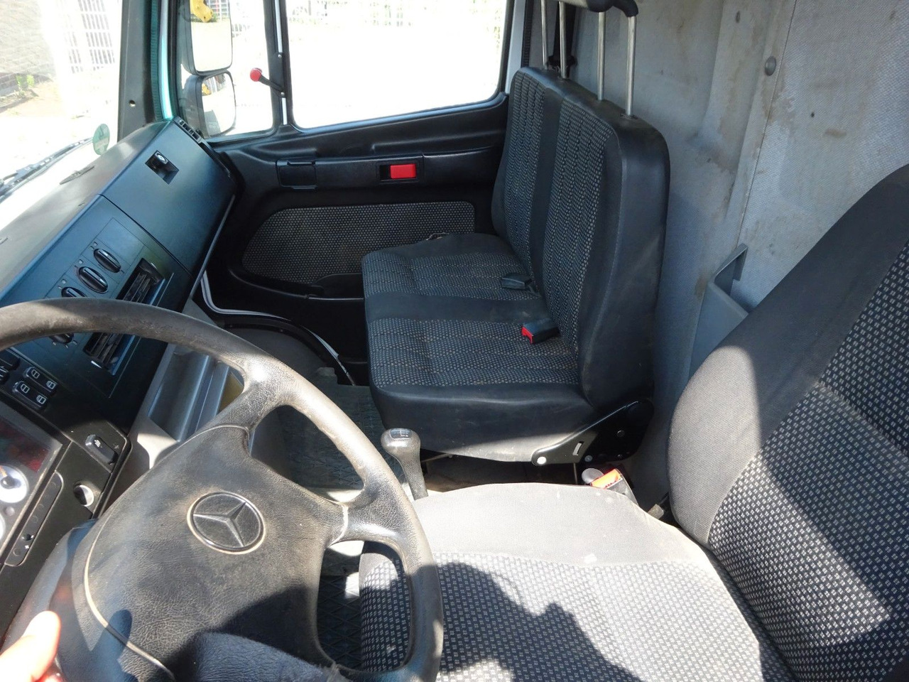 Van panel Mercedes-Benz 616D Vario Kastenwagen 4x2: gambar 15