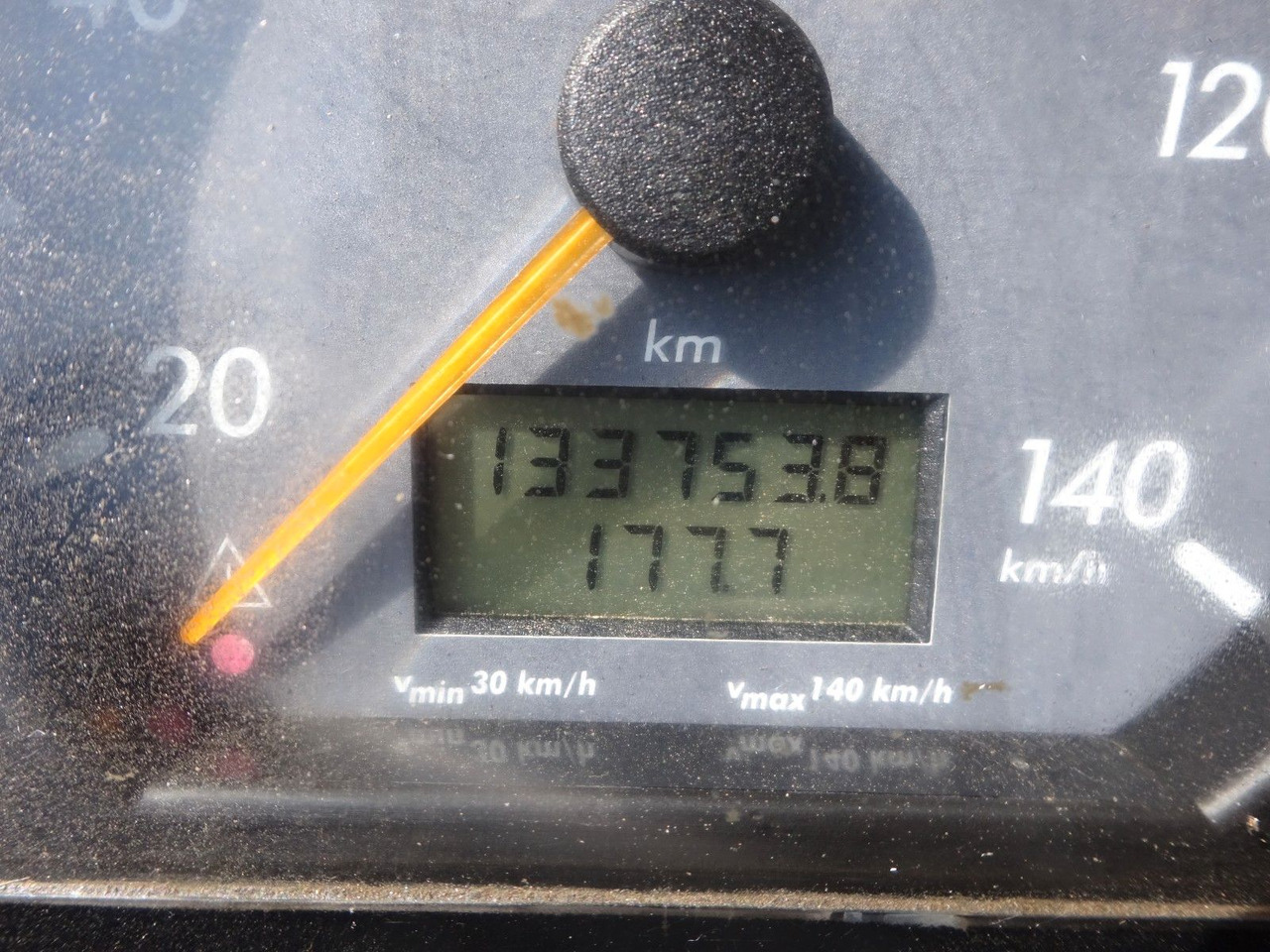 Van panel Mercedes-Benz 616D Vario Kastenwagen 4x2: gambar 16