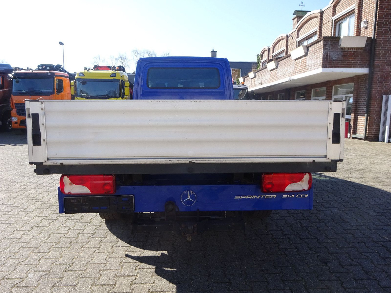 Mercedes-Benz Sprinter 314 CDI Pritsche Doppelkabiene 4x2 - Van flatbed, Van kombi: gambar 4 Mercedes-Benz Sprinter 314 CDI Pritsche Doppelkabiene 4x2 - Van flatbed, Van kombi: gambar 4