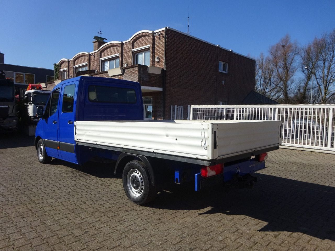 Mercedes-Benz Sprinter 314 CDI Pritsche Doppelkabiene 4x2 - Van flatbed, Van kombi: gambar 3 Mercedes-Benz Sprinter 314 CDI Pritsche Doppelkabiene 4x2 - Van flatbed, Van kombi: gambar 3