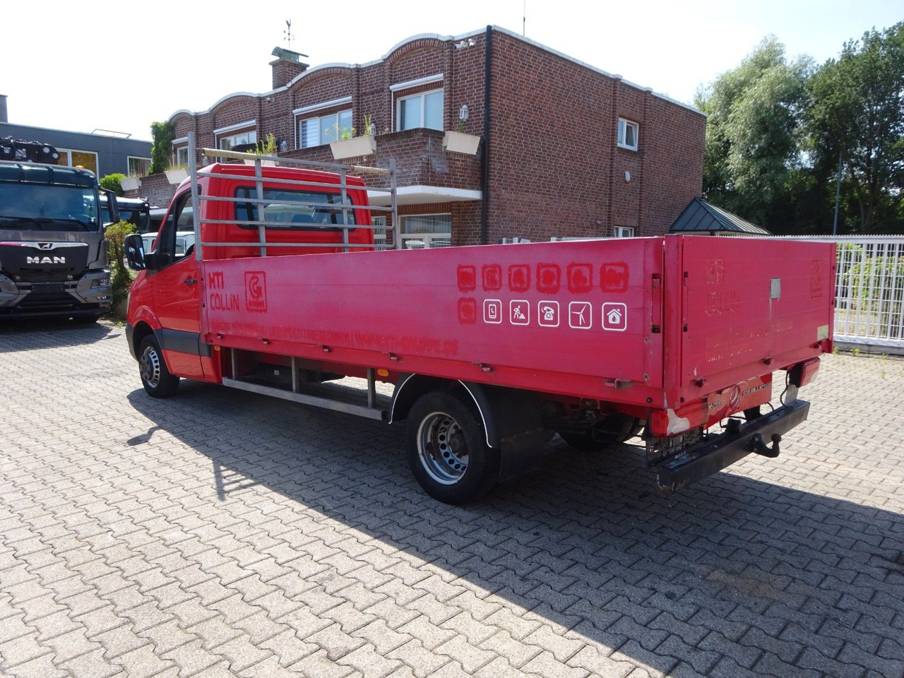 Mercedes-Benz Sprinter Pritsche 519CDI Bluetec 4x2 - Van flatbed: gambar 5 Mercedes-Benz Sprinter Pritsche 519CDI Bluetec 4x2 - Van flatbed: gambar 5
