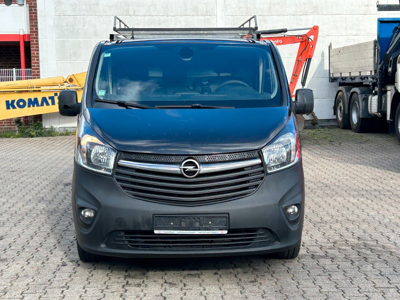 Opel Vivaro CDTI Kastenwagen 4x2 - Van kecil: gambar 3 Opel Vivaro CDTI Kastenwagen 4x2 - Van kecil: gambar 3