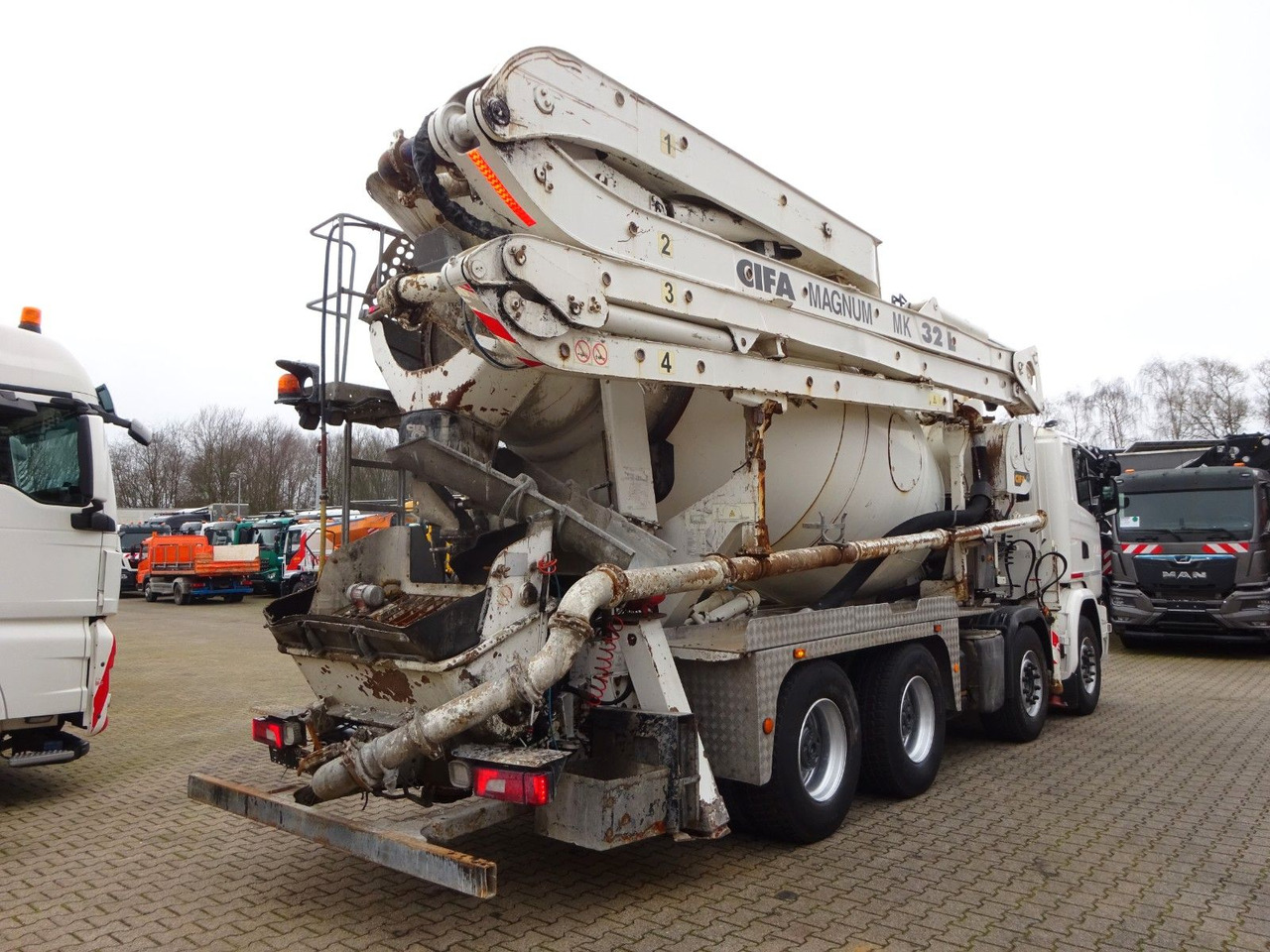 Scania PUMI CIFA 32 Meter 4 Knick. Scania PUMI CIFA 32 Meter 4 Knick * Betonpumpe - Truk pompa beton: gambar 3 Scania PUMI CIFA 32 Meter 4 Knick. Scania PUMI CIFA 32 Meter 4 Knick * Betonpumpe - Truk pompa beton: gambar 3