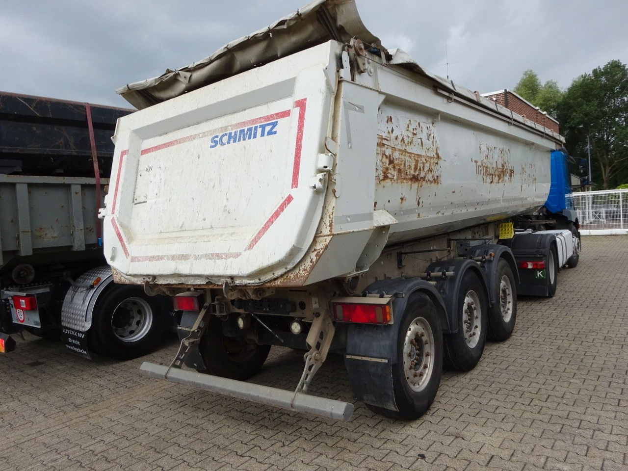 Schmitz Cargobull SKI 24 SL 7.2 Kipp Auflieger Mulde mit 3 Achsen - Semi-trailer jungkit: gambar 4 Schmitz Cargobull SKI 24 SL 7.2 Kipp Auflieger Mulde mit 3 Achsen - Semi-trailer jungkit: gambar 4