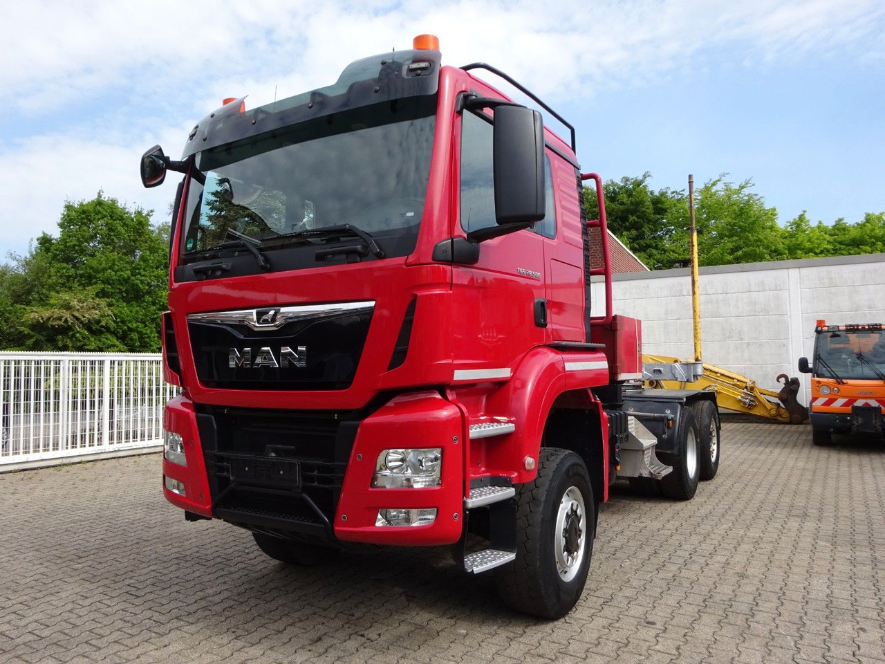 MAN 28.500 TGS mit Lift+Lenkachse Allrad - Tractor head: gambar 1 MAN 28.500 TGS mit Lift+Lenkachse Allrad - Tractor head: gambar 1