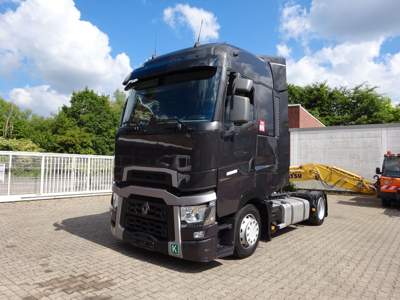 Renault T 520 Komfort SZM 4x2 - Tractor head: gambar 2 Renault T 520 Komfort SZM 4x2 - Tractor head: gambar 2