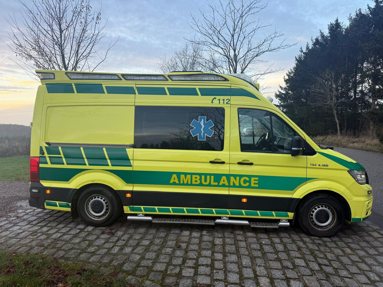 MAN TGE 4.180 Ambulance * 31 900 € netto - Ambulans: gambar 4 MAN TGE 4.180 Ambulance * 31 900 € netto - Ambulans: gambar 4