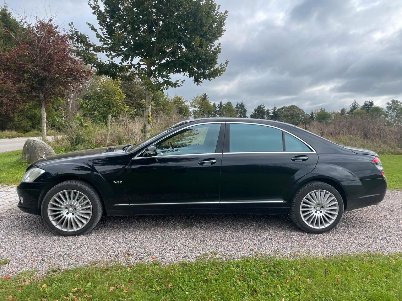 Mercedes-Benz S 600 S-Klasse Limousine - Station wagon: gambar 2 Mercedes-Benz S 600 S-Klasse Limousine - Station wagon: gambar 2