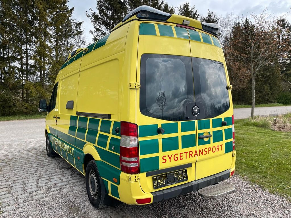 Mercedes-Benz Sprinter 316 CDI Ambulance Electric STRYKER Bed - Ambulans: gambar 5 Mercedes-Benz Sprinter 316 CDI Ambulance Electric STRYKER Bed - Ambulans: gambar 5