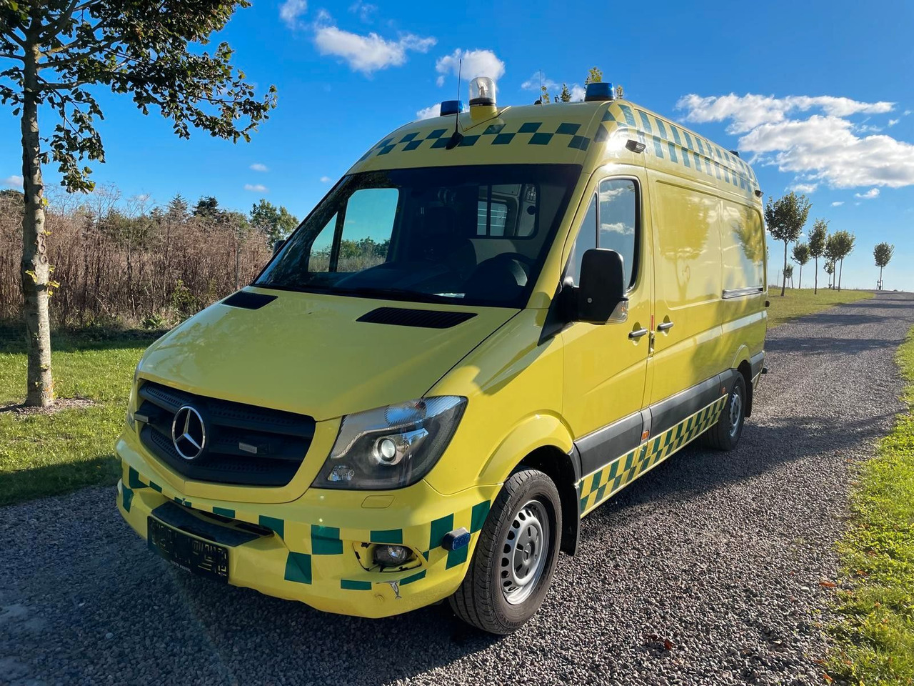 Mercedes-Benz Sprinter II Kasten 316 CDI Ambulance - Ambulans: gambar 1 Mercedes-Benz Sprinter II Kasten 316 CDI Ambulance - Ambulans: gambar 1