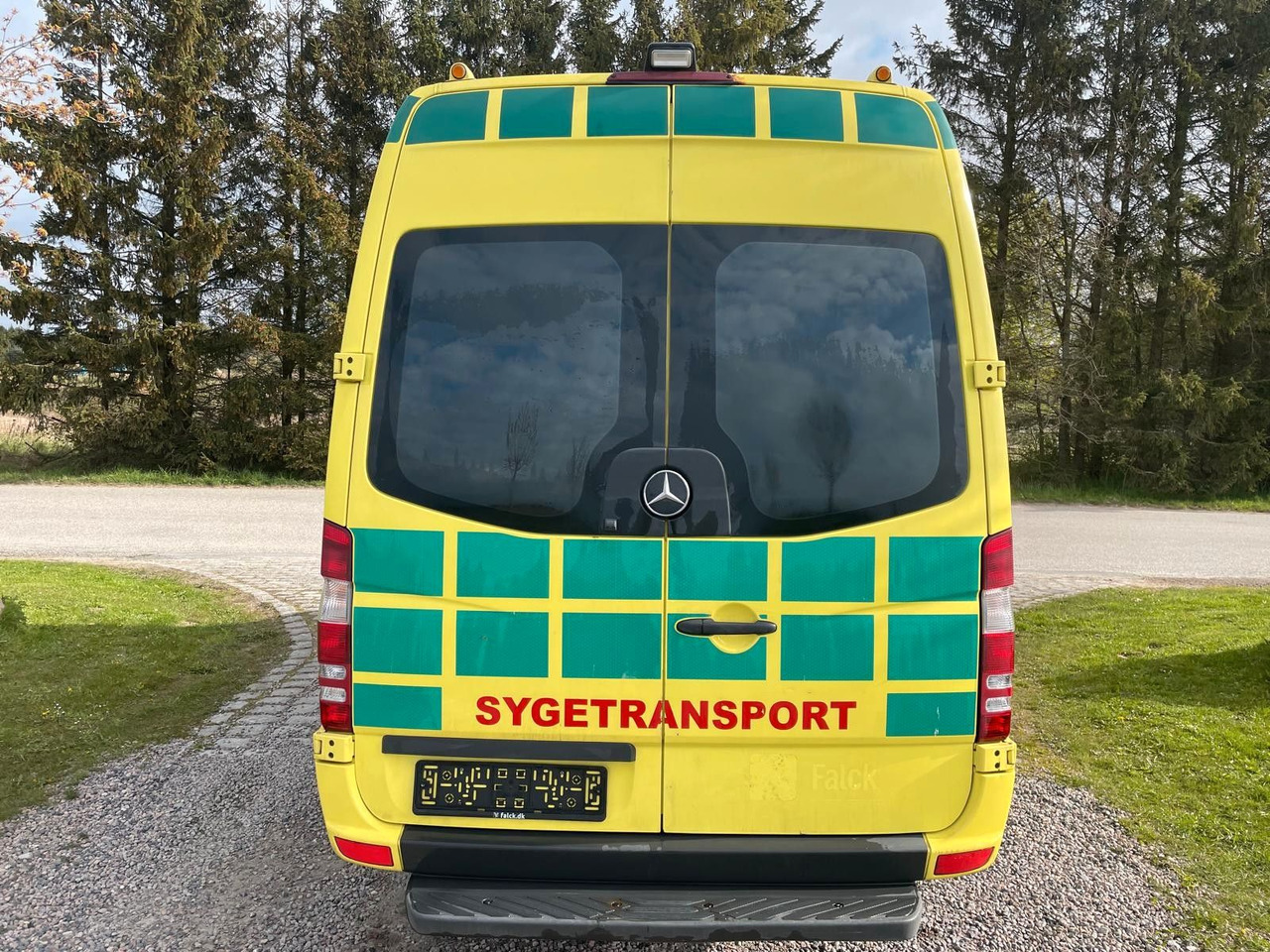 Mercedes-Benz Sprinter II Kasten 316 CDI Ambulance * - Ambulans: gambar 3 Mercedes-Benz Sprinter II Kasten 316 CDI Ambulance * - Ambulans: gambar 3