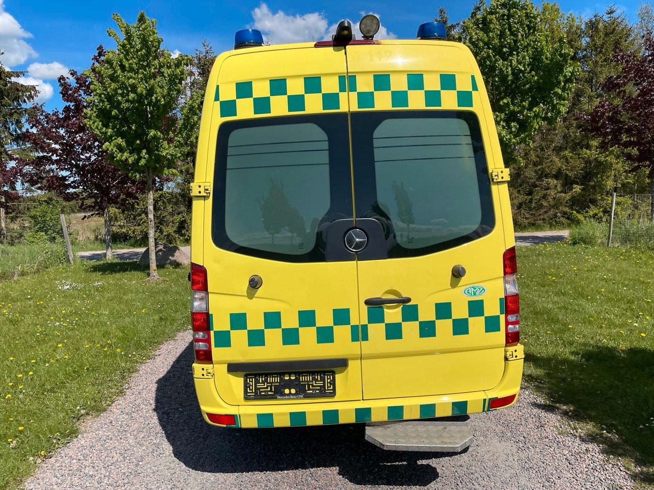 Mercedes-Benz Sprinter II Kasten 316 CDI Aut Ambulance* - Ambulans: gambar 4 Mercedes-Benz Sprinter II Kasten 316 CDI Aut Ambulance* - Ambulans: gambar 4