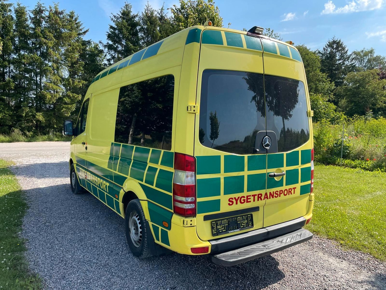 Mercedes-Benz Sprinter II Kasten 316 CDI Aut - Ambulans: gambar 4 Mercedes-Benz Sprinter II Kasten 316 CDI Aut - Ambulans: gambar 4