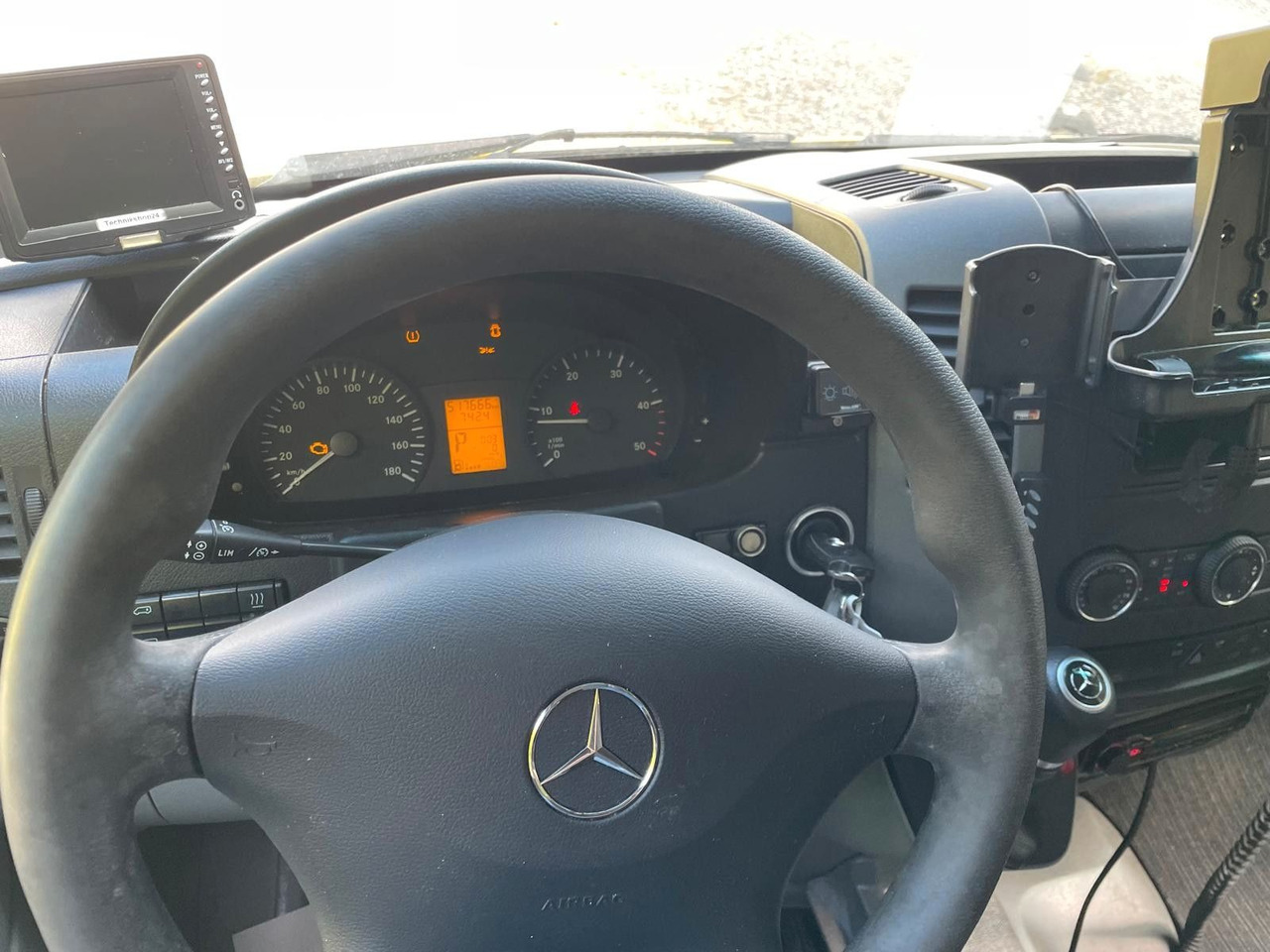 Leasing  Mercedes-Benz Sprinter II Kasten 316CDI Aut *Ambulance Mercedes-Benz Sprinter II Kasten 316CDI Aut *Ambulance: gambar 10