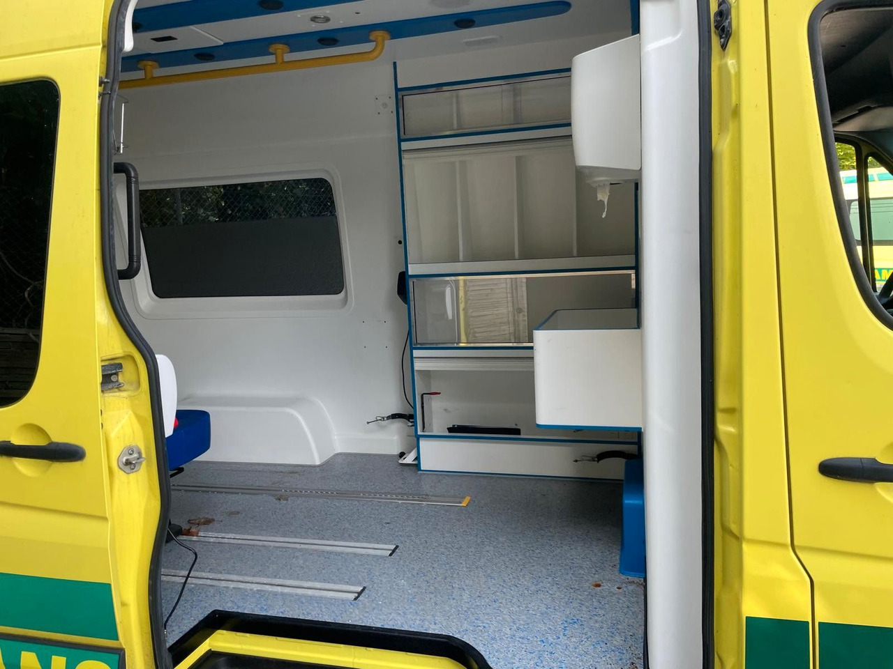 Leasing  Mercedes-Benz Sprinter II Kasten 316CDI Aut *Ambulance Mercedes-Benz Sprinter II Kasten 316CDI Aut *Ambulance: gambar 17