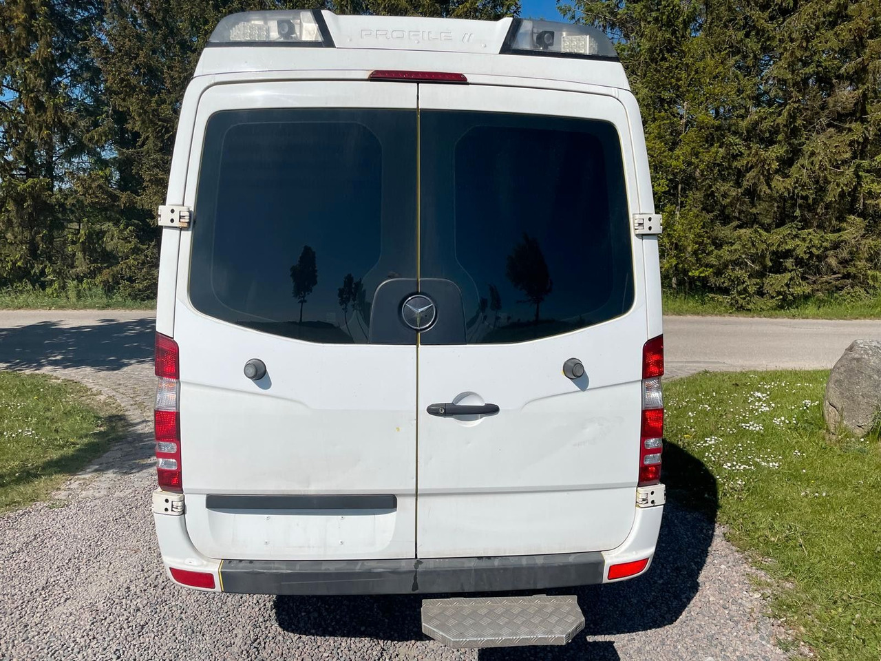Mercedes-Benz Sprinter Kasten 316 CDI Ambulance *7 300 Netto - Ambulans: gambar 4 Mercedes-Benz Sprinter Kasten 316 CDI Ambulance *7 300 Netto - Ambulans: gambar 4