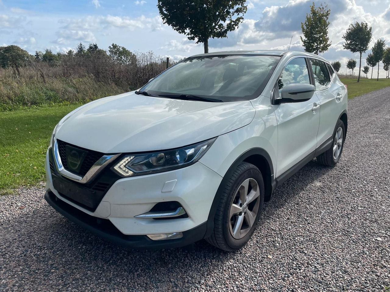 Nissan Qashqai Tekna+ - Mobil SUV: gambar 1 Nissan Qashqai Tekna+ - Mobil SUV: gambar 1