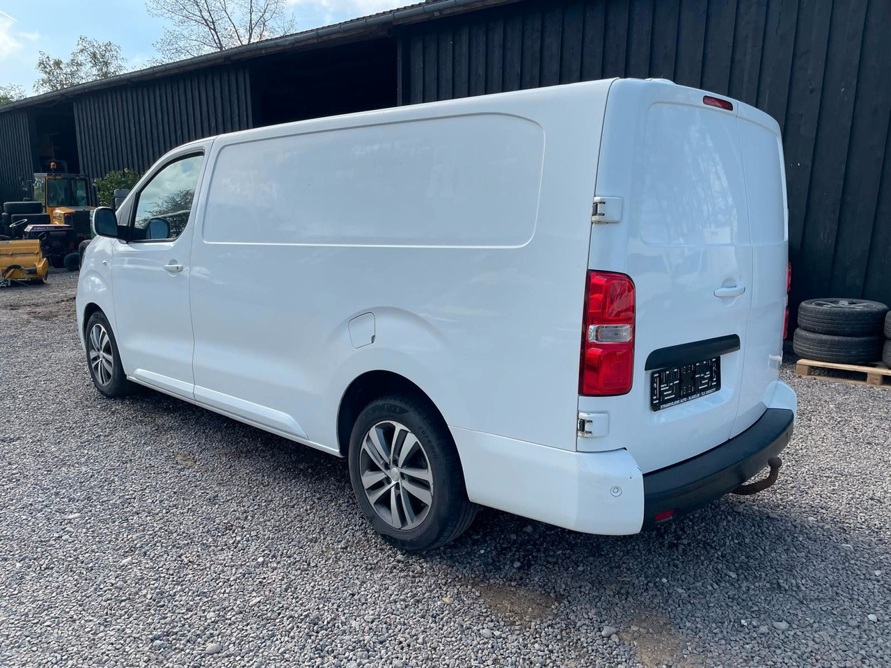Peugeot Expert Kasten Premium L3 BlueHDi 2,0 *Defect* - Van kecil: gambar 3 Peugeot Expert Kasten Premium L3 BlueHDi 2,0 *Defect* - Van kecil: gambar 3