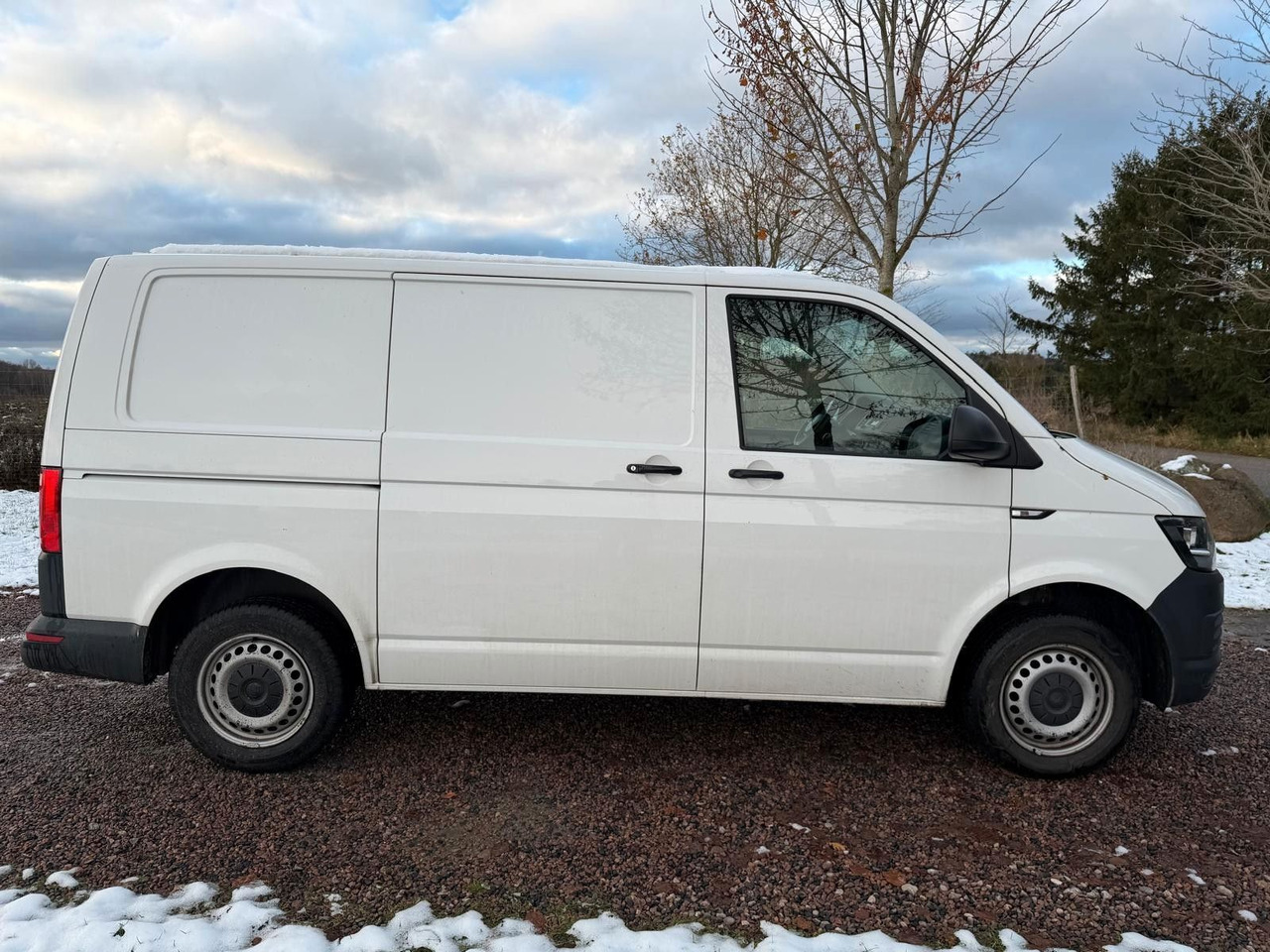 Volkswagen T6 Transporter Kasten Kombi - Van penumpang: gambar 5 Volkswagen T6 Transporter Kasten Kombi - Van penumpang: gambar 5