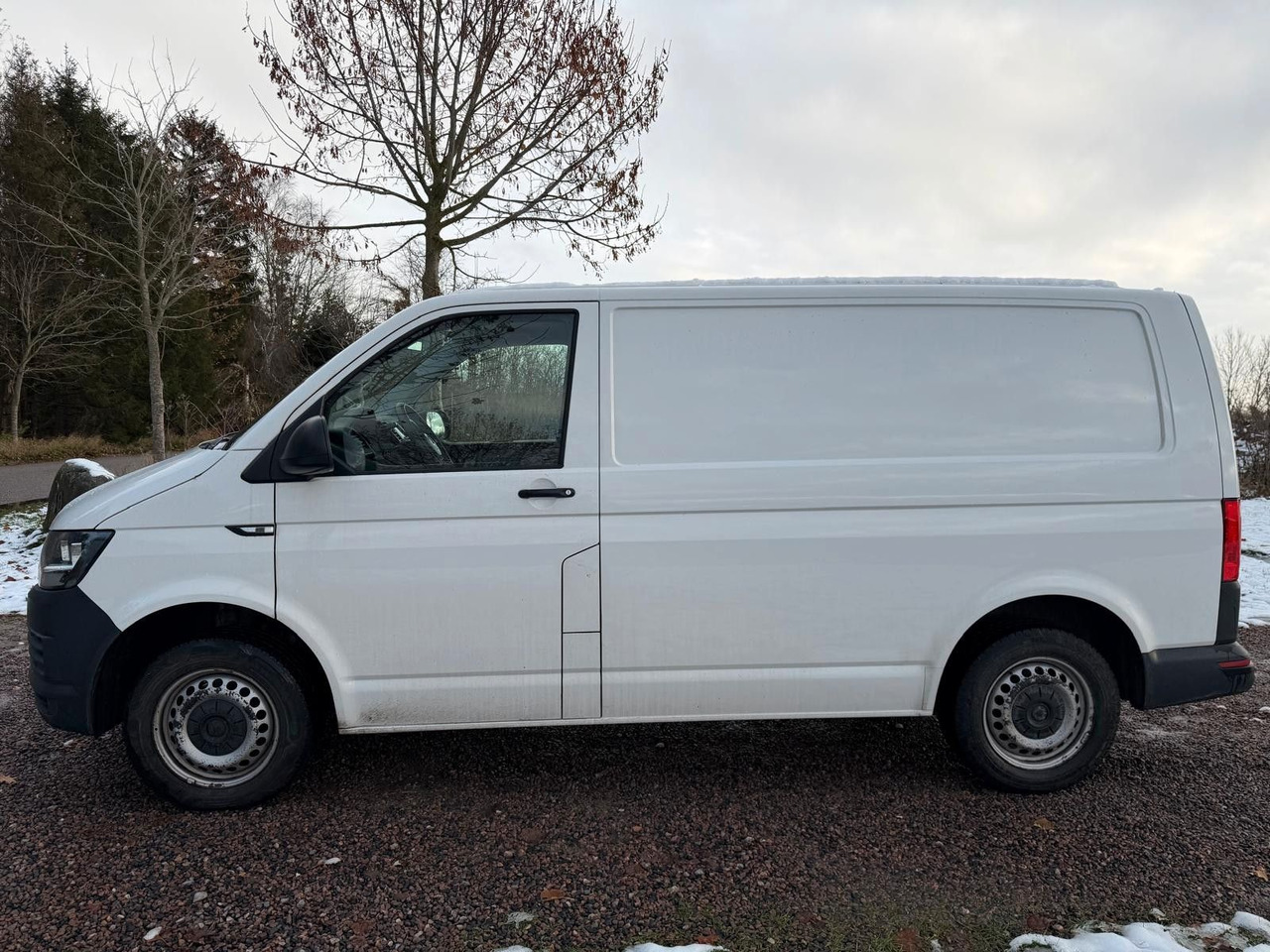 Volkswagen T6 Transporter Kasten Kombi - Van penumpang: gambar 2 Volkswagen T6 Transporter Kasten Kombi - Van penumpang: gambar 2