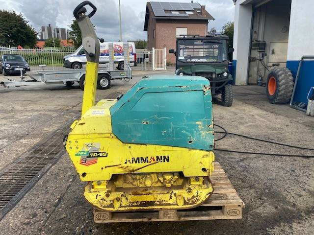 Ammann APH 110-95 - Pelat getar: gambar 1 Ammann APH 110-95 - Pelat getar: gambar 1