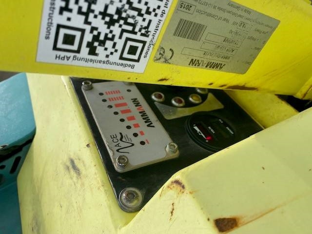 Ammann APH 110-95 - Pelat getar: gambar 3 Ammann APH 110-95 - Pelat getar: gambar 3