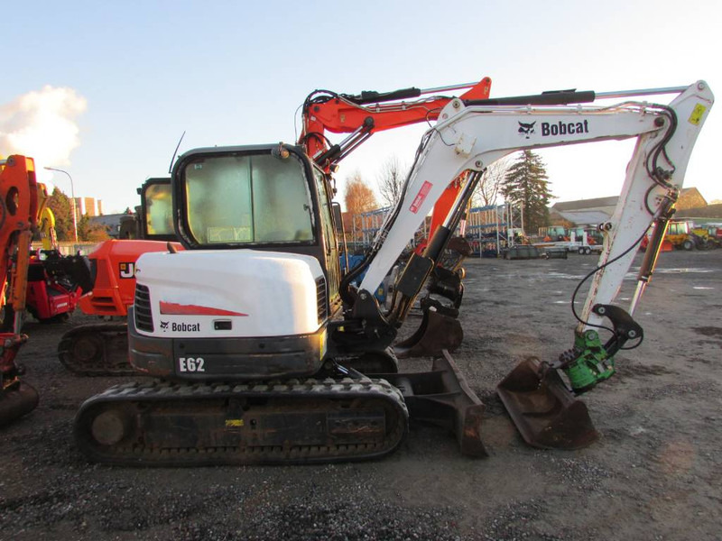 Bobcat E 62 Minibagger / Klima / AC / 29.000 EUR - Ekskavator mini: gambar 1 Bobcat E 62 Minibagger / Klima / AC / 29.000 EUR - Ekskavator mini: gambar 1