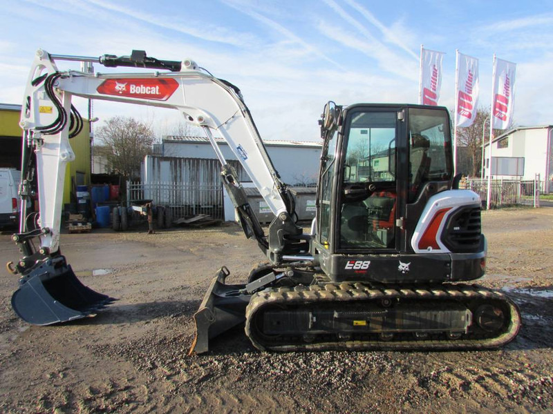 Bobcat E 88 R2 Minibagger 72.500 EUR - Ekskavator mini: gambar 1 Bobcat E 88 R2 Minibagger 72.500 EUR - Ekskavator mini: gambar 1