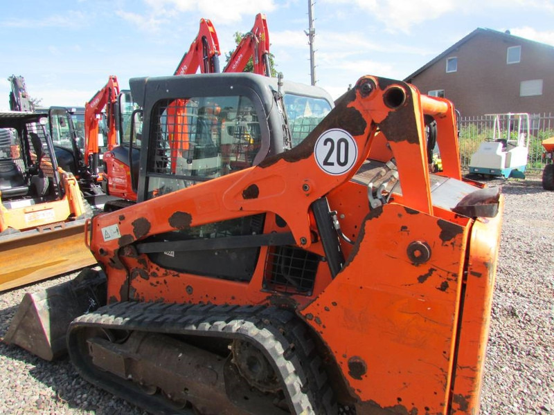 Bobcat T 590 High Flow Kompaktlader 26.000 EUR - Skid steer: gambar 5 Bobcat T 590 High Flow Kompaktlader 26.000 EUR - Skid steer: gambar 5