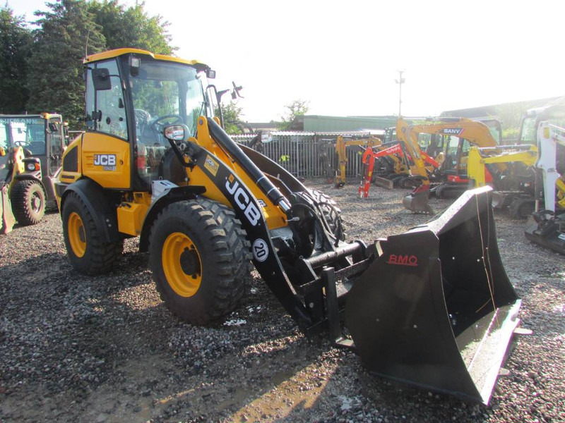 JCB 409 Radlader 46.500 EUR - Wheel loader: gambar 5 JCB 409 Radlader 46.500 EUR - Wheel loader: gambar 5