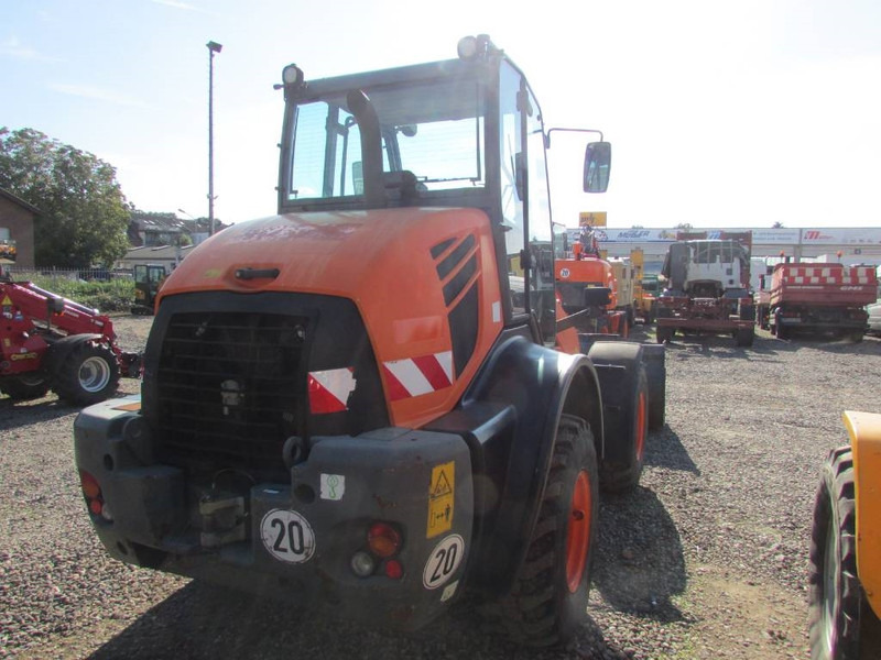 Komatsu WA 100 M-7 Radlader 31.000 EUR - Wheel loader: gambar 5 Komatsu WA 100 M-7 Radlader 31.000 EUR - Wheel loader: gambar 5