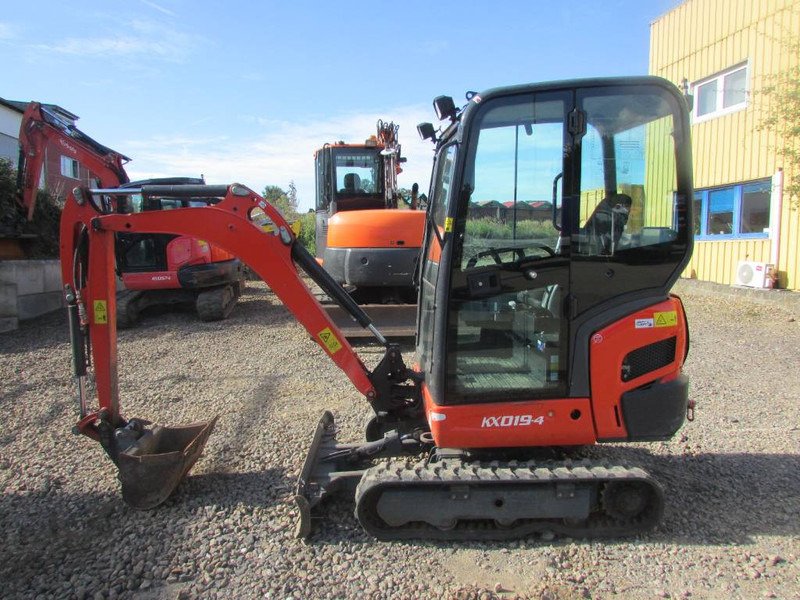 Kubota KX 019-4 - Ekskavator mini: gambar 1 Kubota KX 019-4 - Ekskavator mini: gambar 1