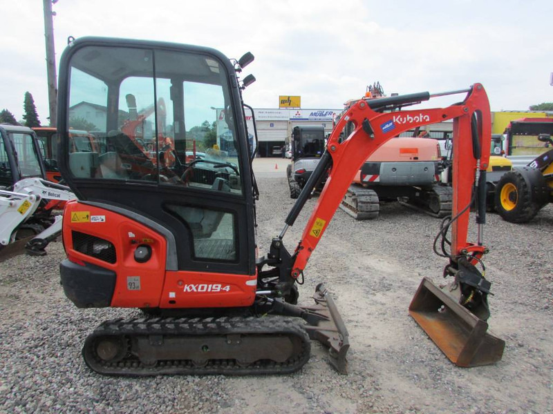 Kubota KX 019-4 Minibagger 17.000 EUR - Ekskavator mini: gambar 3 Kubota KX 019-4 Minibagger 17.000 EUR - Ekskavator mini: gambar 3