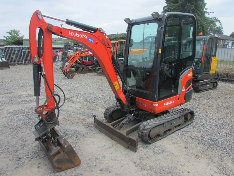 Kubota KX 019-4 Minibagger 17.000 EUR - Ekskavator mini: gambar 2 Kubota KX 019-4 Minibagger 17.000 EUR - Ekskavator mini: gambar 2
