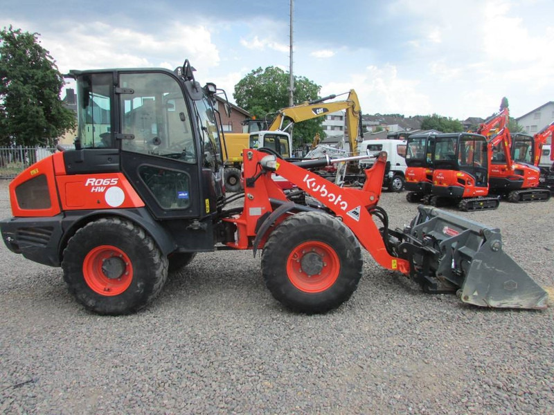 Kubota R 065 Radlader 31.000 EUR - Wheel loader: gambar 5 Kubota R 065 Radlader 31.000 EUR - Wheel loader: gambar 5