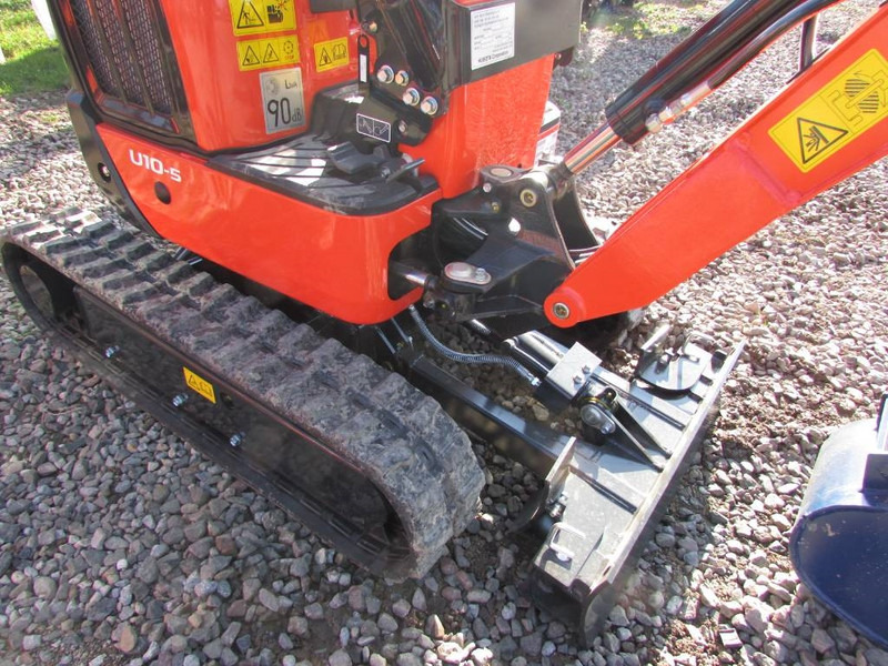 Kubota U 10-5 Side Lever Minibagger 21.500 EUR - Ekskavator mini: gambar 5 Kubota U 10-5 Side Lever Minibagger 21.500 EUR - Ekskavator mini: gambar 5