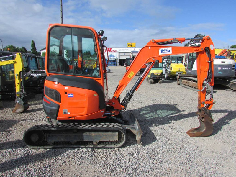 Kubota U 27-4 Minibagger 21.500 EUR - Ekskavator mini: gambar 4 Kubota U 27-4 Minibagger 21.500 EUR - Ekskavator mini: gambar 4