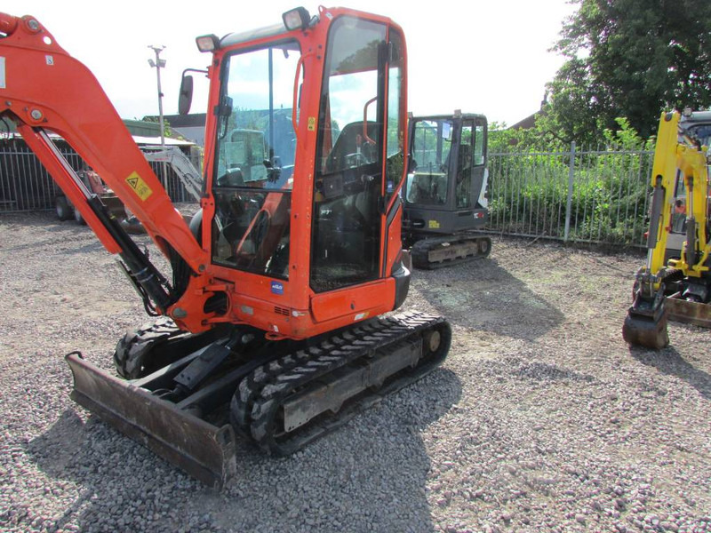 Kubota U 27-4 Minibagger 21.500 EUR - Ekskavator mini: gambar 2 Kubota U 27-4 Minibagger 21.500 EUR - Ekskavator mini: gambar 2