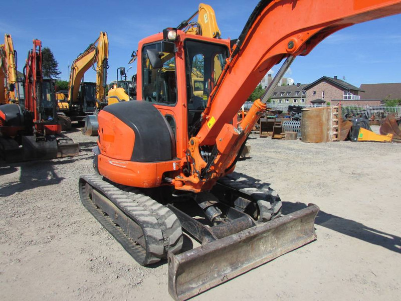 Kubota U 55-4 HI Minibagger / 26.500 EUR - Ekskavator mini: gambar 3 Kubota U 55-4 HI Minibagger / 26.500 EUR - Ekskavator mini: gambar 3