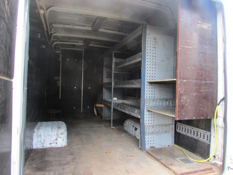 Mercedes-Benz 813 D Vario Kastenwagen - Truk box: gambar 4 Mercedes-Benz 813 D Vario Kastenwagen - Truk box: gambar 4