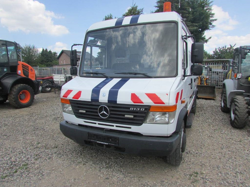 Mercedes-Benz 813 D Vario Kastenwagen - Truk box: gambar 1 Mercedes-Benz 813 D Vario Kastenwagen - Truk box: gambar 1