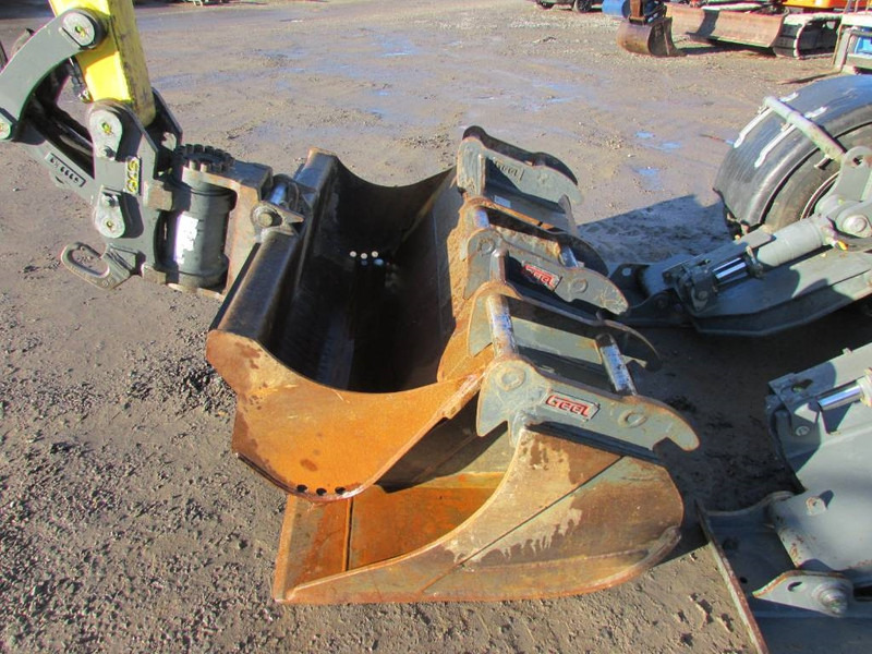 WACKER NEUSON EW 100 / Klima / AC / 59.000 EUR - Ekskavator roda: gambar 4 WACKER NEUSON EW 100 / Klima / AC / 59.000 EUR - Ekskavator roda: gambar 4