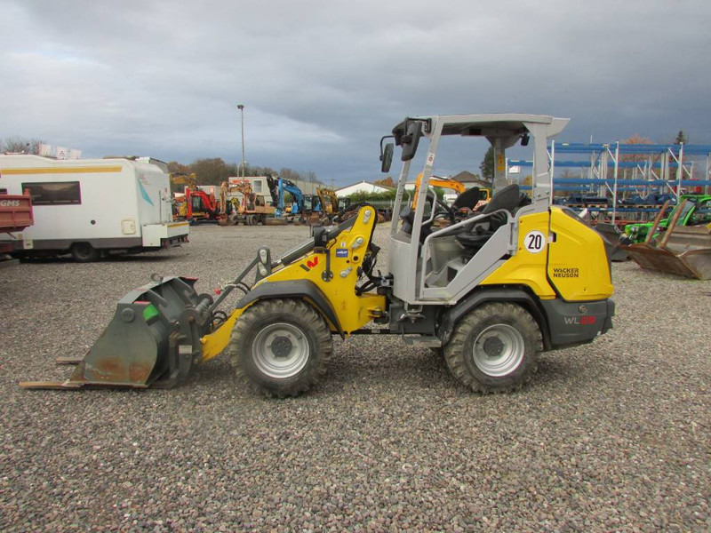 WACKER NEUSON WL 28 Radlader - Wheel loader: gambar 1 WACKER NEUSON WL 28 Radlader - Wheel loader: gambar 1
